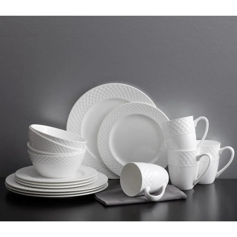 MIKASA TRELLIS 16 PIECE DINNERWARE SET