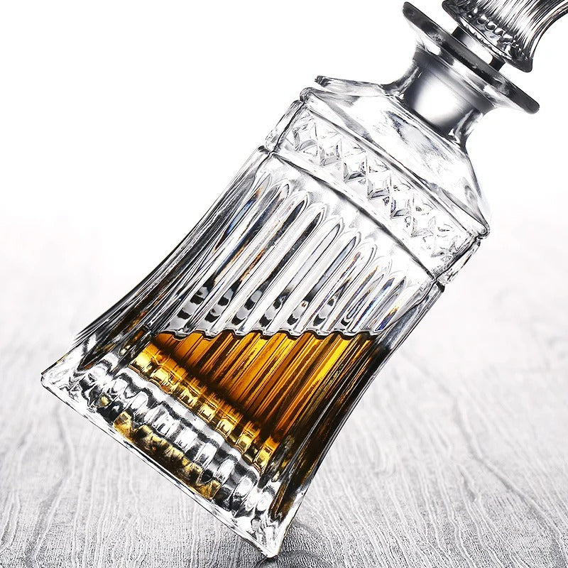 CRYSTAL WHISKEY DECANTER AND GLASSES