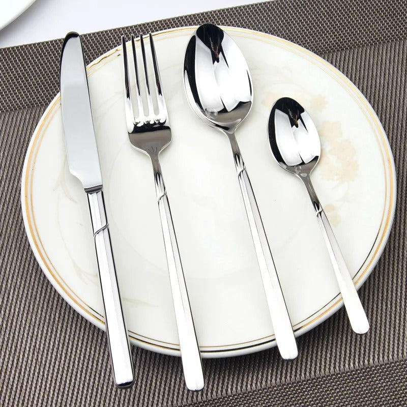 LUXURY DINNERWARE SET