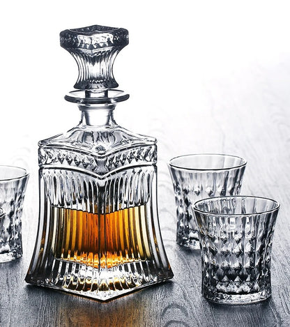 CRYSTAL WHISKEY DECANTER AND GLASSES